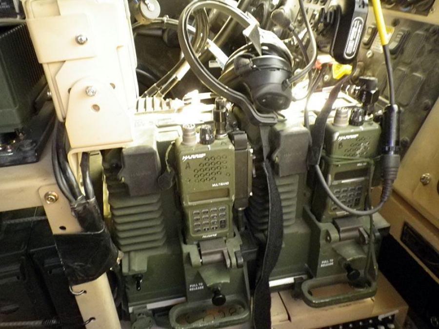 Детали интерьера Oshkosh M-ATV 2009 года  (фото 263 из 676)
